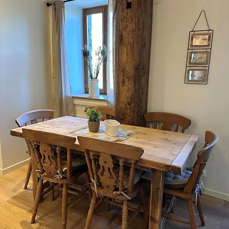 Beautiful Rustic In Peaceful Location بيت للعطل