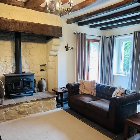 Beautiful Rustic In Peaceful Location Céaucé