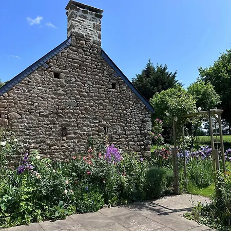 Beautiful Rustic In Peaceful Location Céaucé