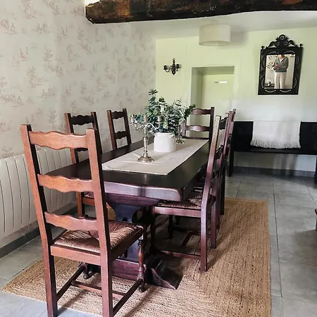 Beautiful Rustic In Peaceful Location بيت للعطل *