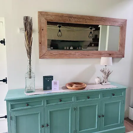 بيت للعطل Beautiful Rustic In Peaceful Location *